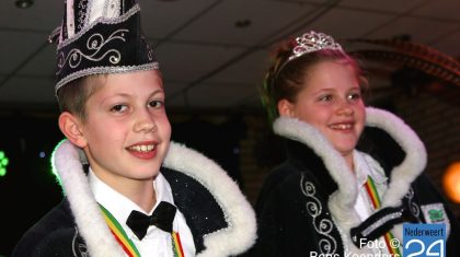 Vanmiddag werd voor prins Kris 1 en zijn prinses Nova de nieuwjaarsreceptie gehouden, In Cafe-zaal bij-Le-Nie. Het prinsenpaar word dit jaar bijgestaan door Vorst Jens en Adjudante Indy en natuurlijk de hele raad