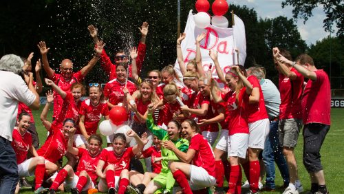 Promotie-voor-dames-SV-Leveroy-2