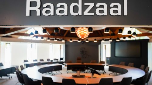 Raadszaal-gemeentehuis-Nederweert-6