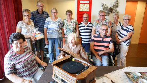 Radio-voor-woongroep-G-en-H-Zorgcentrum-St-Joseph-Nederweert-3