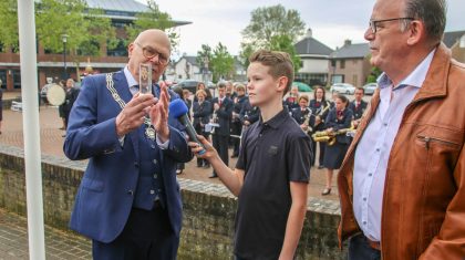 Raf-Janssen-ontvangt-het-eerste-Gemeentecomplimentje-2