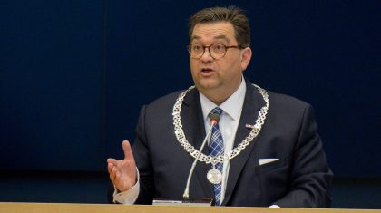 Raymond-Vlecken-geinstalleerd-als-burgmeester-van-Weert-13