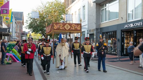 Sacramentsprocessie-Weert-2017-15