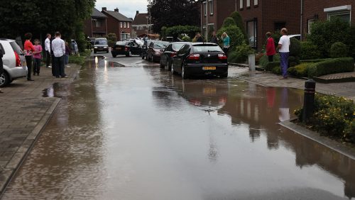 Schoorsteenbrand-Pastoor-Vullerstraat-Ospel-10