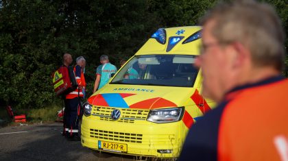 Scooterrijder-ernstig-gewond-bij-aanrijding-Doctor-Anton-Philipsweg-4
