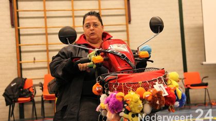 Scootmobiel training Nederweert
Gisteren werd voor de tweede keer een scootmobieltraining gegeven in sporthal "De Bengele" in Nederweert.