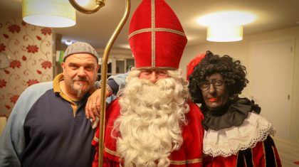 Sinterklaas-op-bezoek-bij-gezinnen-met-smalle-beurs-1