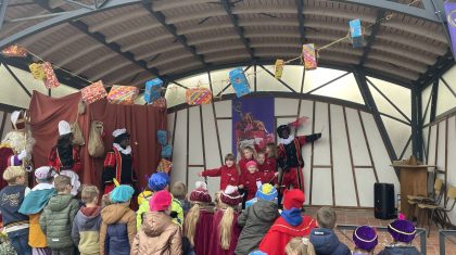 Sinterklaasintocht-in-Nederweert-Eind-weer-groot-succes5 Sinterklaasintocht-in-Nederweert-Eind-weer-groot-succes5