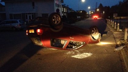 Snoepende-bestuurder-over-de-kop