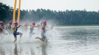 Stadstriathlon-Weert-van-start-Johan-Horst-2