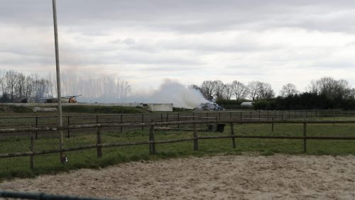 Stookvuur-zorgt-voor-rookoverlast-in-Ospel