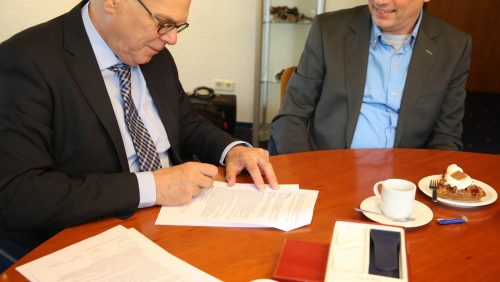 Tekenen-onderhoudsovereenkomst-Eindse-Boys-3