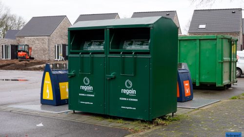 Textiel-inzameling-Leveroy-1