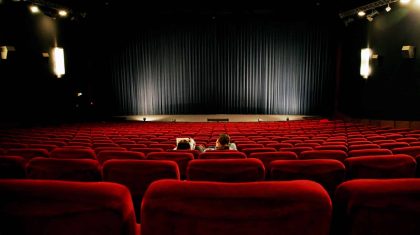 Theater Foto | photochecker - depositphotos.com