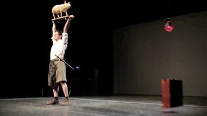 Theaterstuk-Wij-Varkenland-bij-Ons-Boerenerf