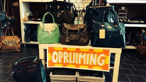 Totale-uitverkoop-bij-Ditjes-en-Datjes