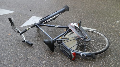 Tramuahelikopter-Nederweert-voor-ernstig-ongeval-fiets-auto-Loverstraat-4