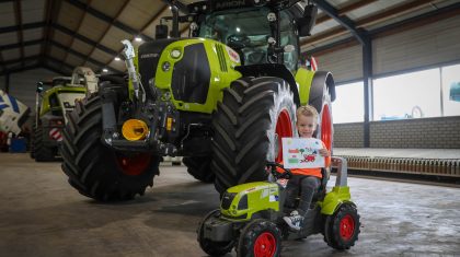 Traptractor-voor-Xeb-Janssen-Boeren-van-Nederweert-4
