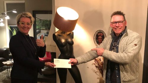 Uitreiking-eerste-tegoedbon-Alternatieve-optocht