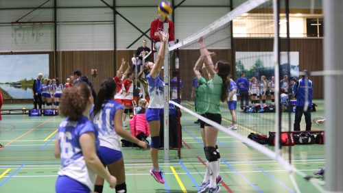 VC-Fortutas-Nederweert-nieuwe-wedstrijd-tenues-18