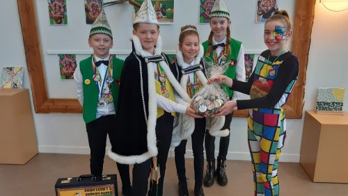 Vastelaovendjbutton-overhandigd-7