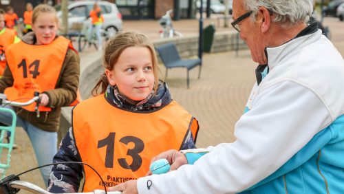 Verkeersexamen-Raadhuisplein-Nederweert-9