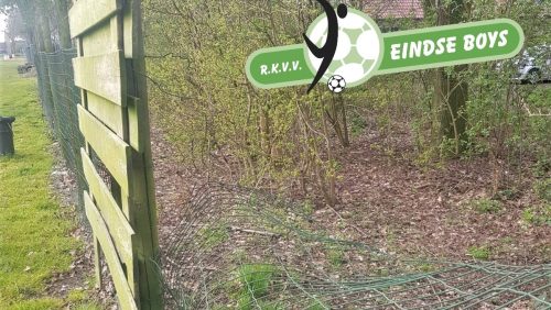 Vernielingen-bij-Eindse-Boys-om-te-voetballen