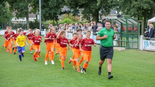 Voetbalweek-Eindse-Boys-van-start-14