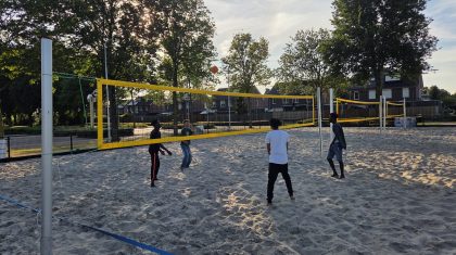 Vrijwilligers-organiseren-volop-activiteiten-voor-asielzoekers-in-Nederweert-5