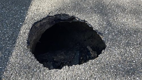 Wessemerdijk-deels-afgesloten-vanwege-ondergraving-door-bever-1