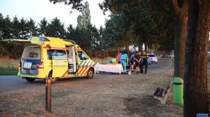 Wielrenster-onderuit-in-Hunsel