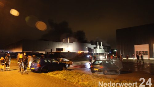 Zeer-grote-brand-Industrieterrein-Panningen-459