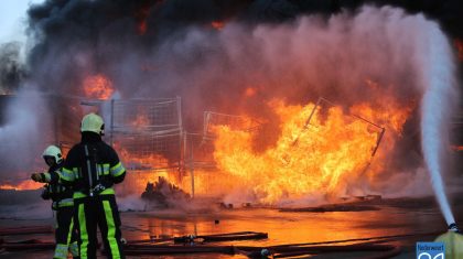 Zeer-grote-brand-Roggel-Frambozenkwekerij-4224