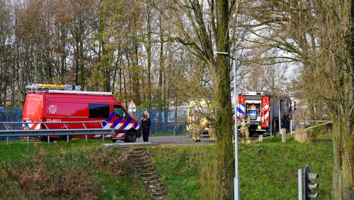 Zoektocht-naar-mogelijk-persoon-in-kanaal-aan-Wessemerdijk-in-Nederweert-4
