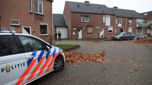 Zwaargewonde-man-aangetroffen-in-woning-Weert-2
