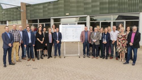 ondertekening-convenant-samenaandeslag-80