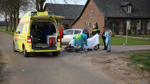 ongeval-kruising-Scheyvenhofweg-Bergenweg-Leveroy-0845