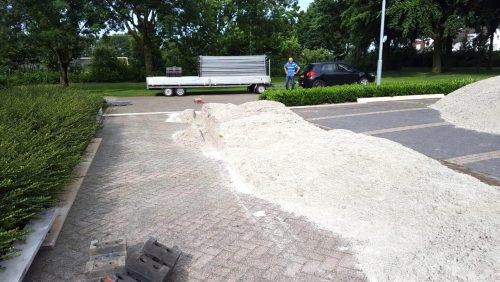 opbouw-van-het-5e-Bengele-Beach-Event-verloopt-voorspoedig