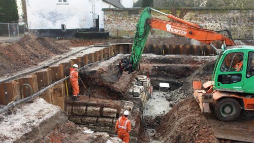 pijlers-brug-blootgelegd