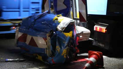 vrachtwagen-knalt-achter-op-botser-4